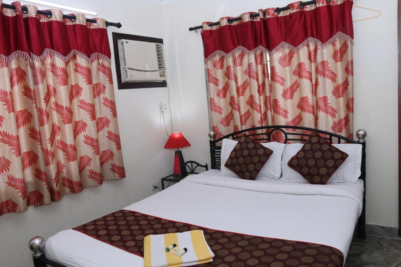 The Elite Bed & Breakfast 2*